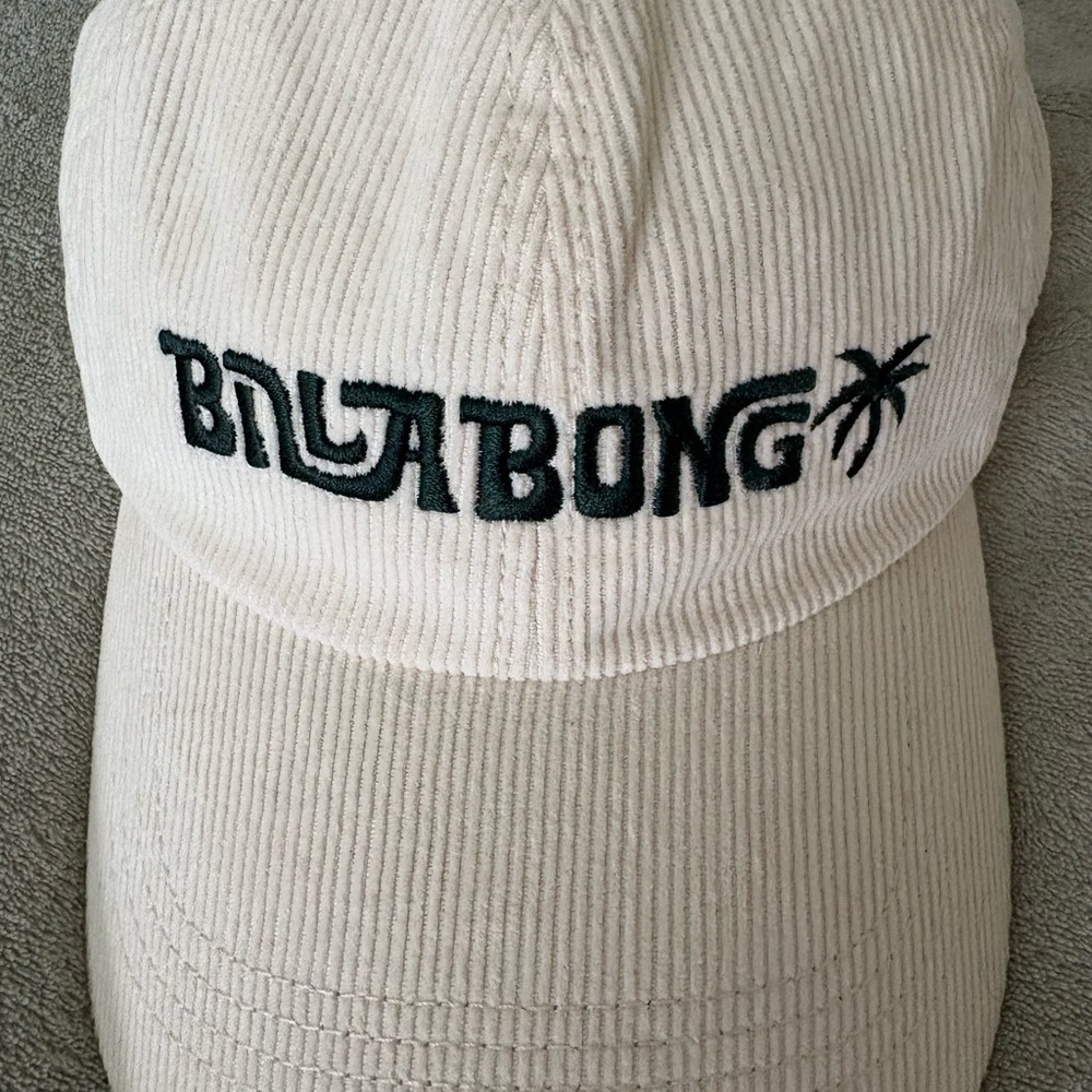 Billabong Hat - Picture 4 of 5